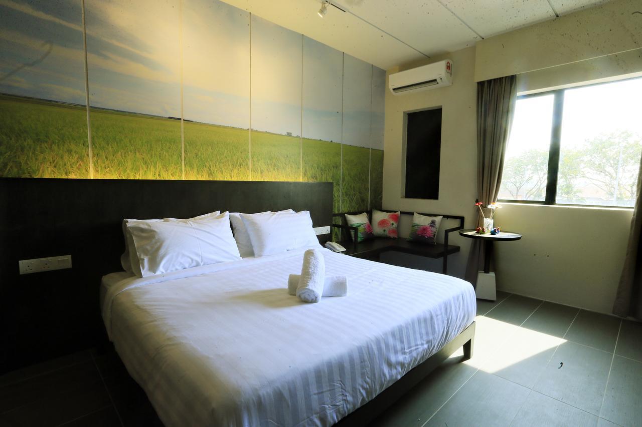 VI Boutique Hotel Kuala Selangor Buitenkant foto